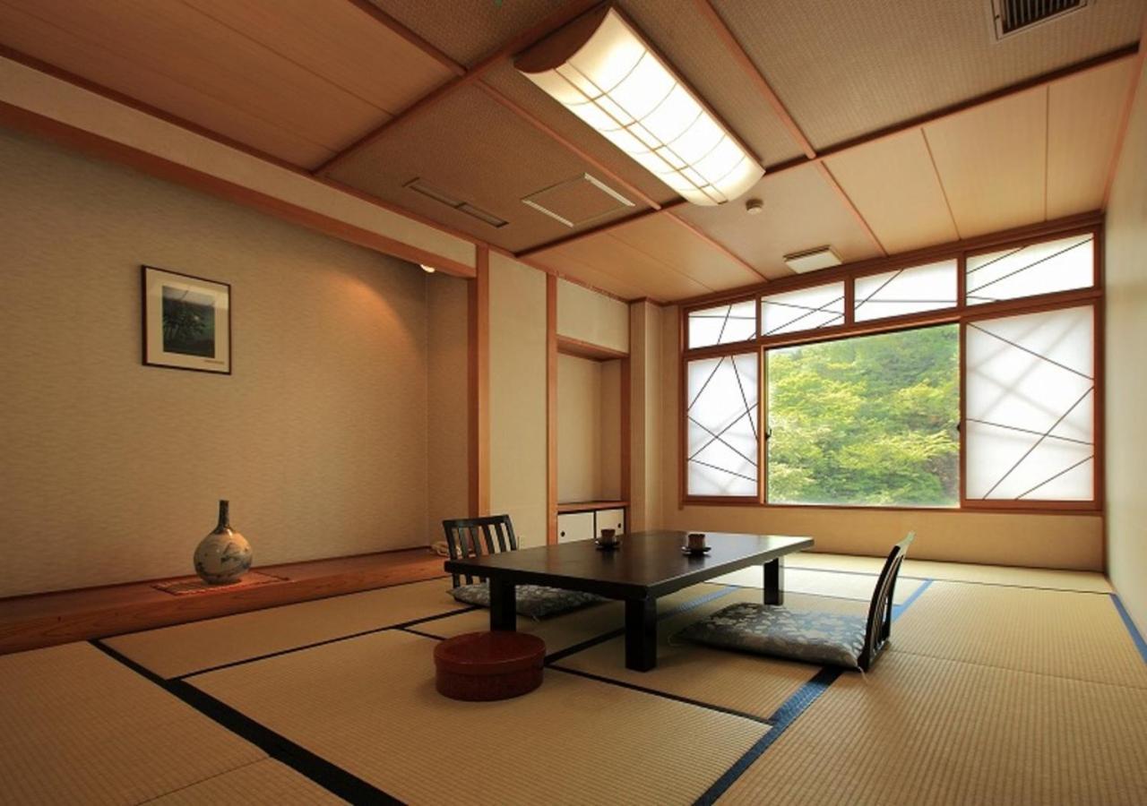 Hotel Ikaho Syusuien Shibukawa Exterior foto